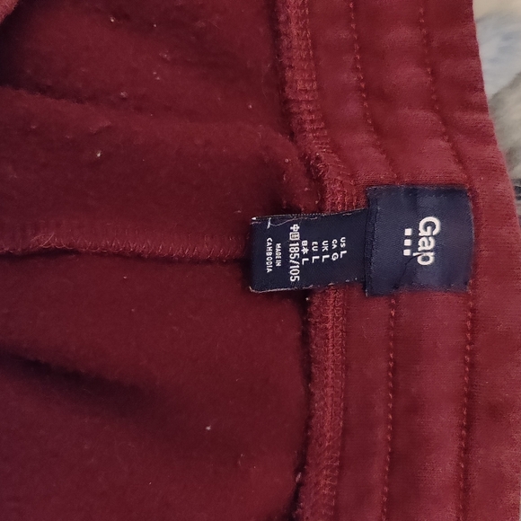 Men's Gap Sweatpants - Picture 2 of 5